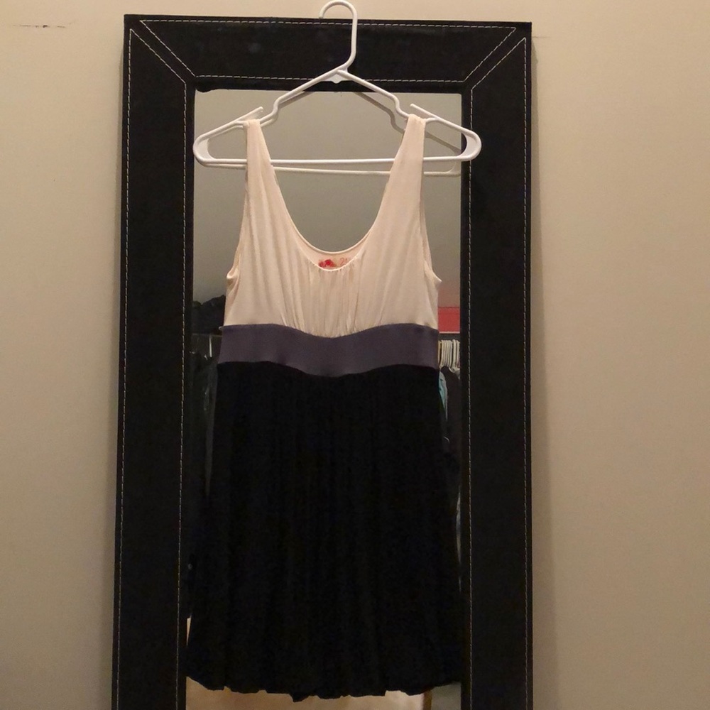 Short color block dress